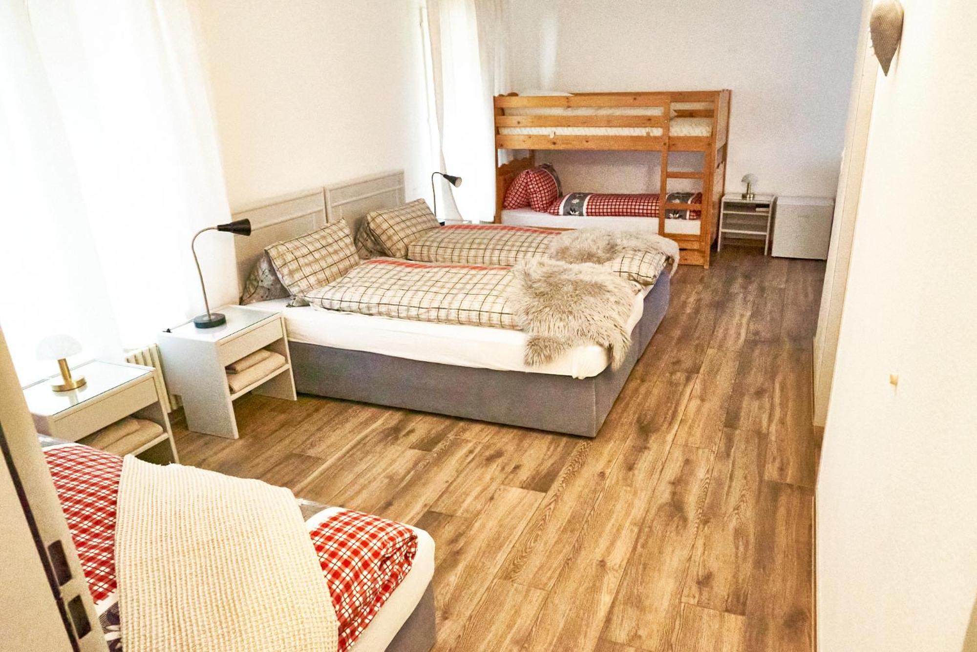 Family Room By Interlaken Parking Darligen Екстер'єр фото